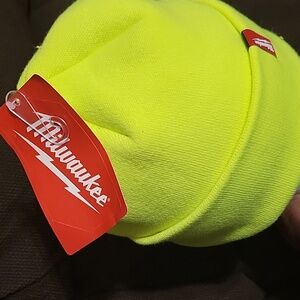 Milwaukee Rolled Beanie Hat Size One Size
